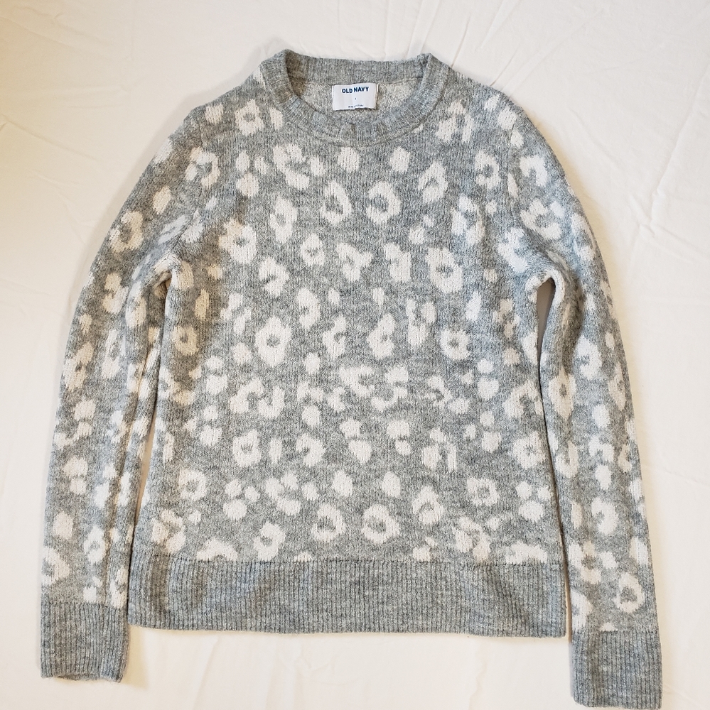 Old Navy Gray Cheetah Print Sweater Size S